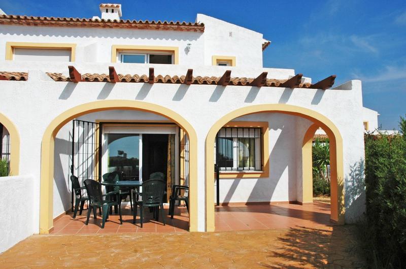 קלפה Bungalows Puerta Del Sol Unitursa מראה חיצוני תמונה