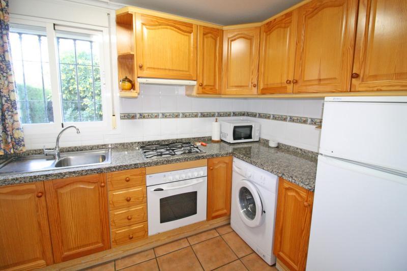 קלפה Bungalows Puerta Del Sol Unitursa מראה חיצוני תמונה