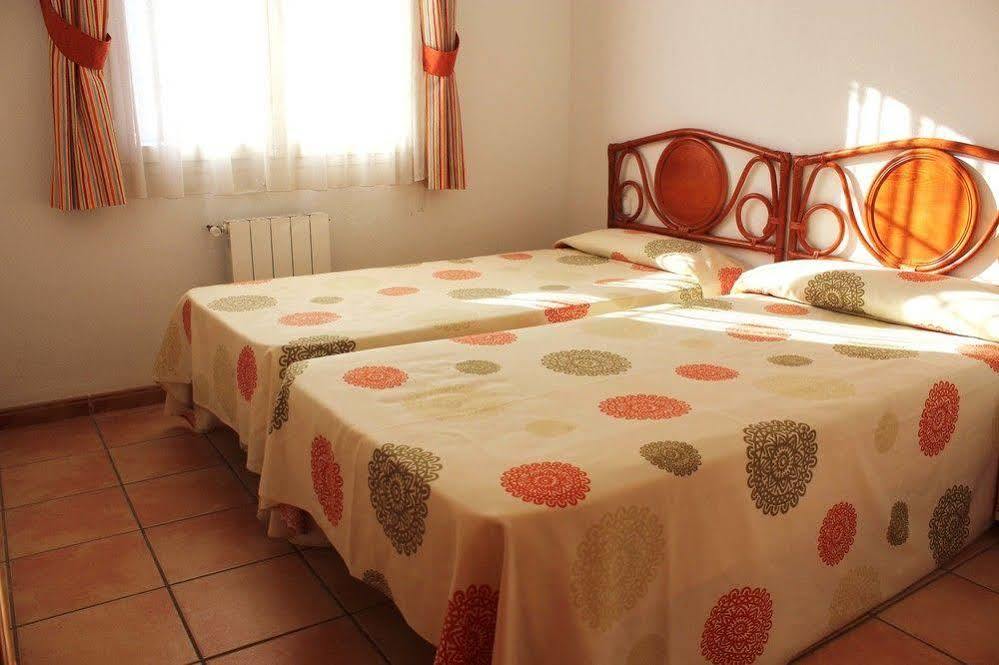 קלפה Bungalows Puerta Del Sol Unitursa מראה חיצוני תמונה
